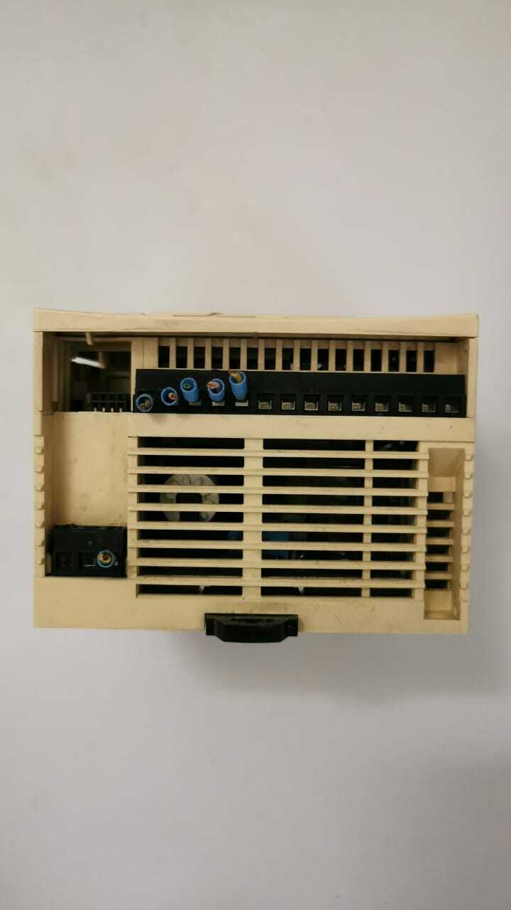 Schneider Electric TWDLCAA24DRF Schneider Electric Twido TWDLCAA24DRF PLC Module 4