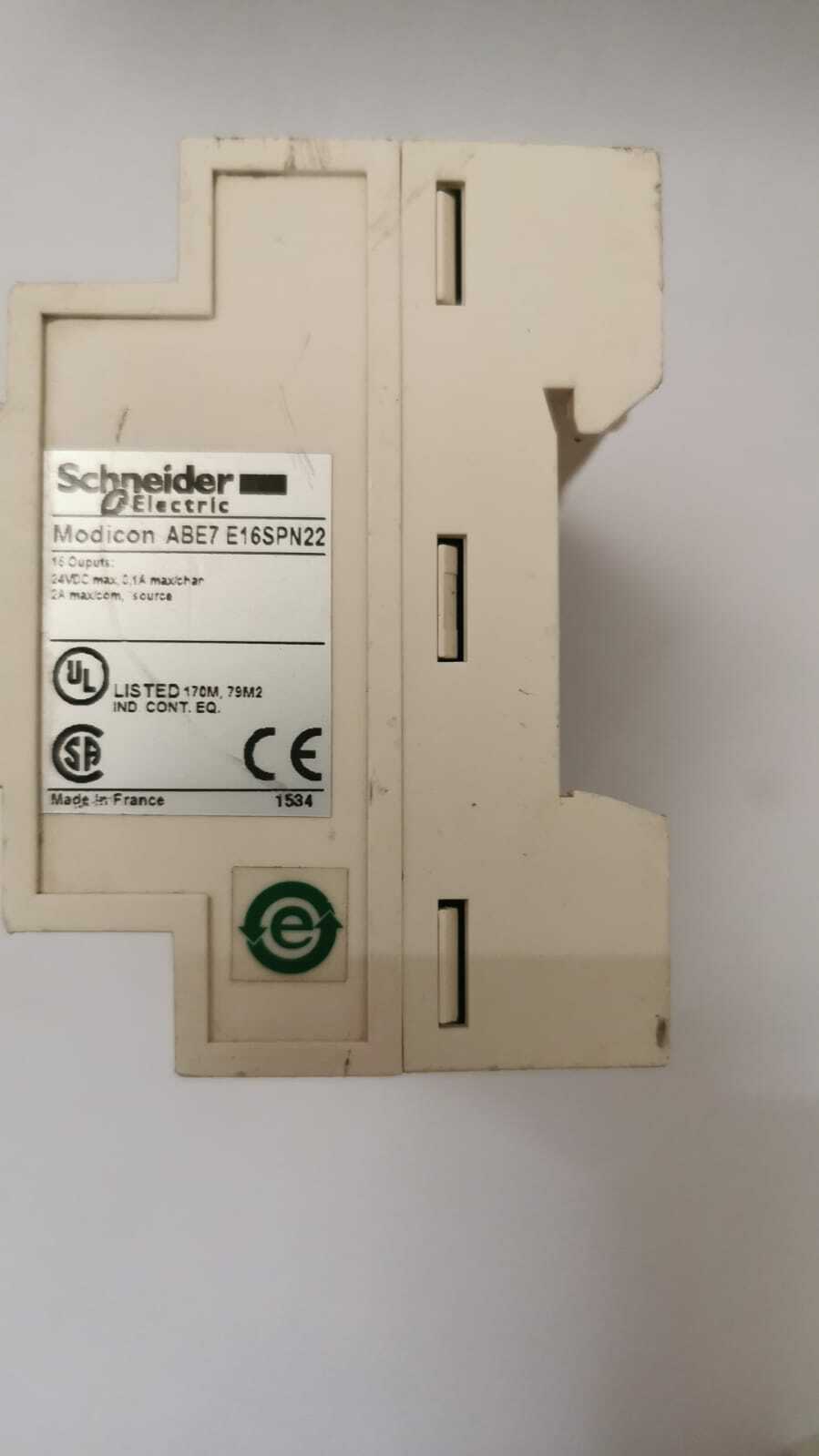 Schneider Electric ABE-7E16SPN22 Schneider Electric ABE 7E16SPN22 Connection sub-base 2