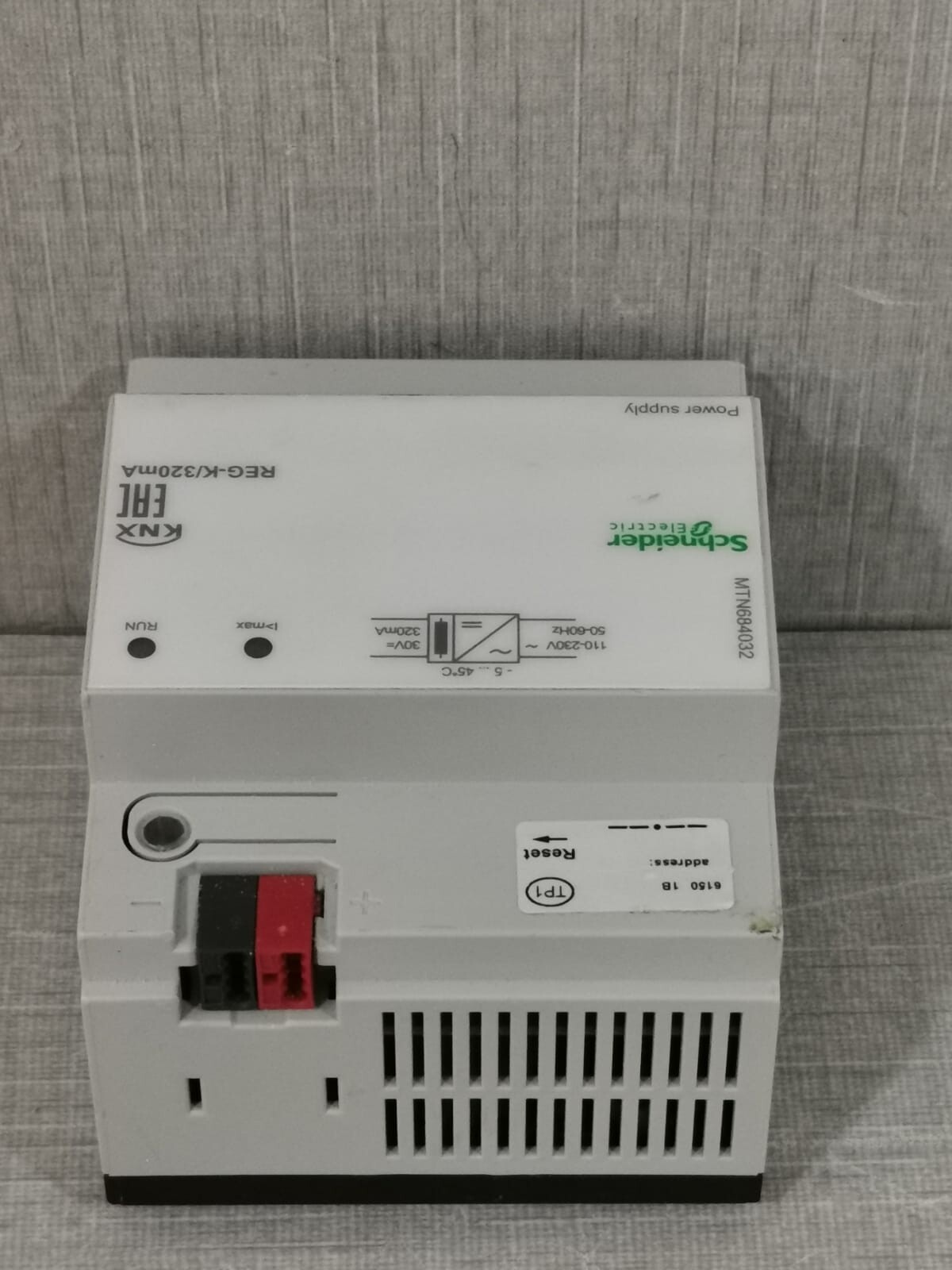 Schneider Electric MTN684032 Schneider Electric MTN684032 KNX REG-K/320 mA 3