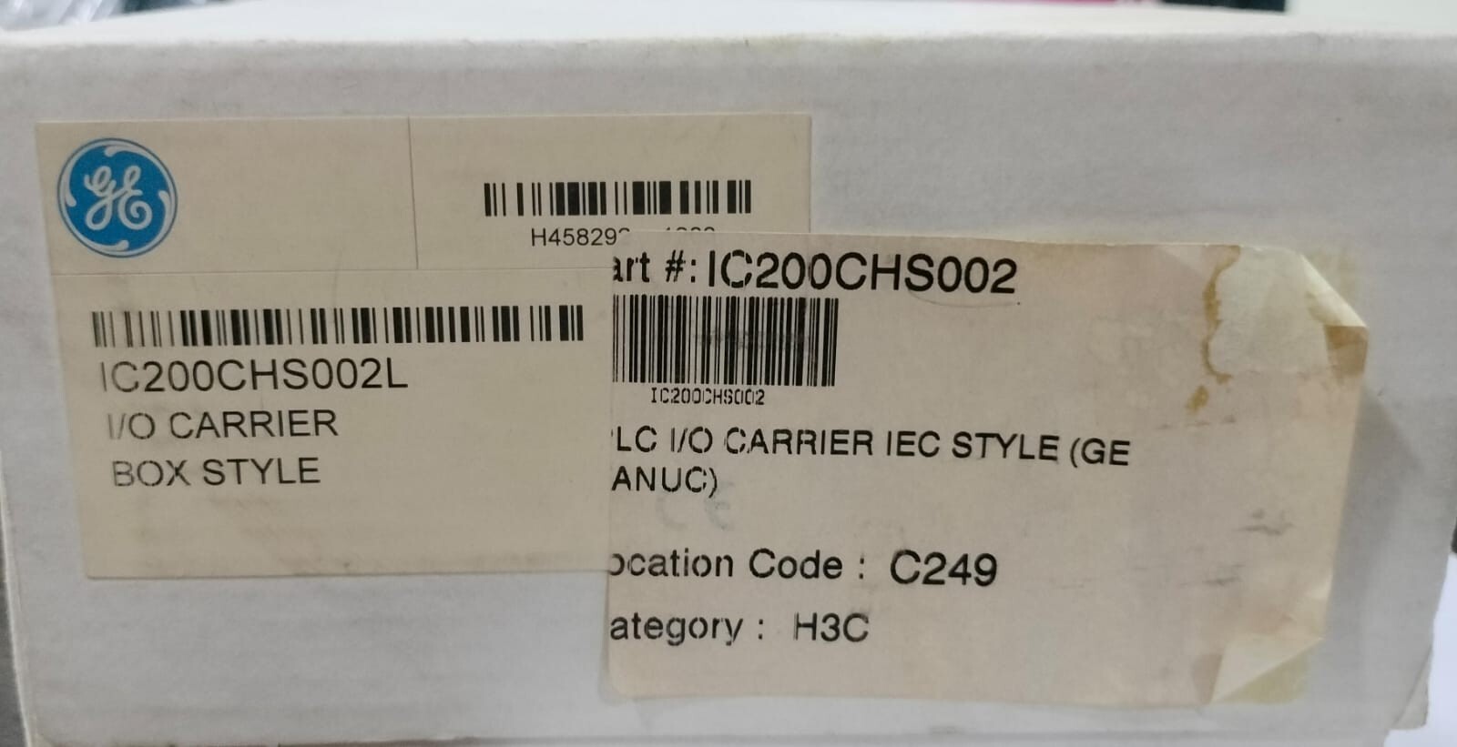 GE FANUC IC200CHS002L/ IC200CHS002 I/O CARRIER BOX STYLE