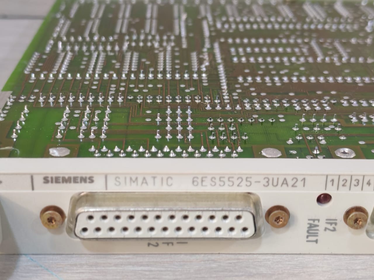 Siemens 6ES5525-3UA21 Siemens 6ES5525-3UA21 Communication Processor 3