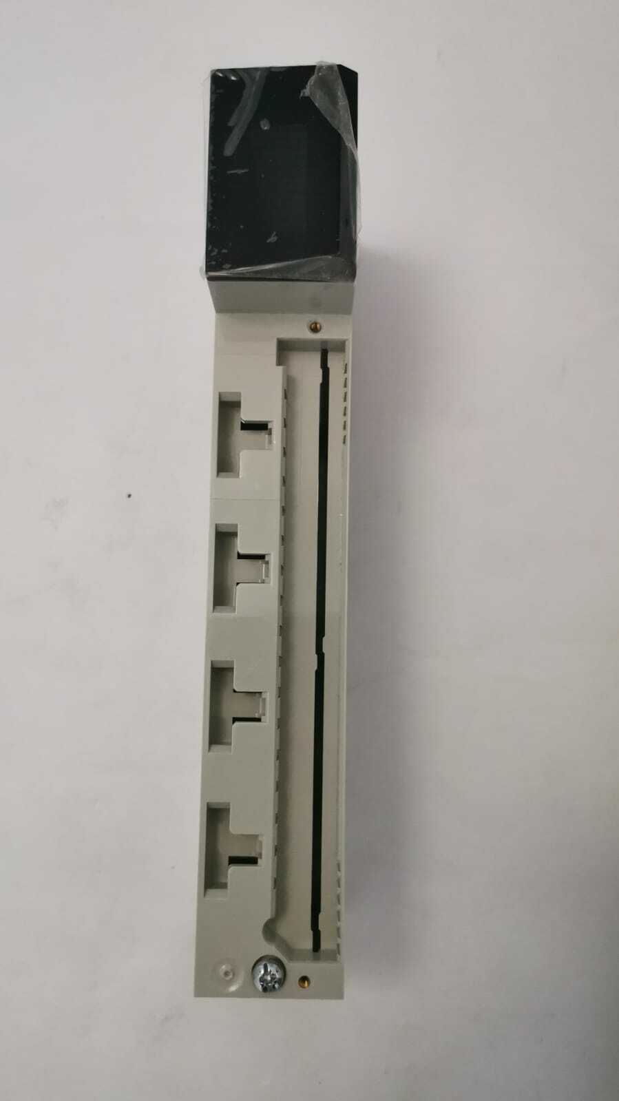 Schneider Electric 140XCP50000 Schneider 140XCP50000 Empty Module 2