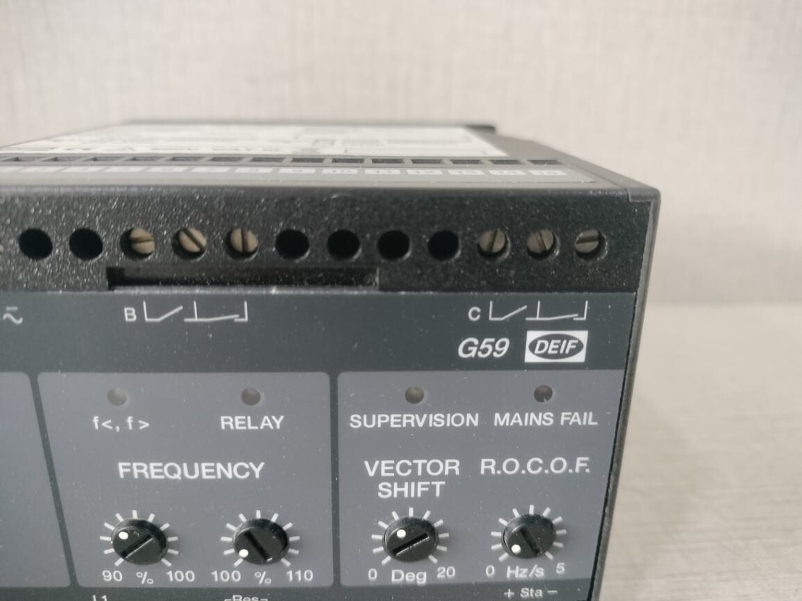 DEIF RELAY-63 DEIF G59 Box Interface Relay 63.5 VAC 24VDC WITH OLD STOCK BOX 3