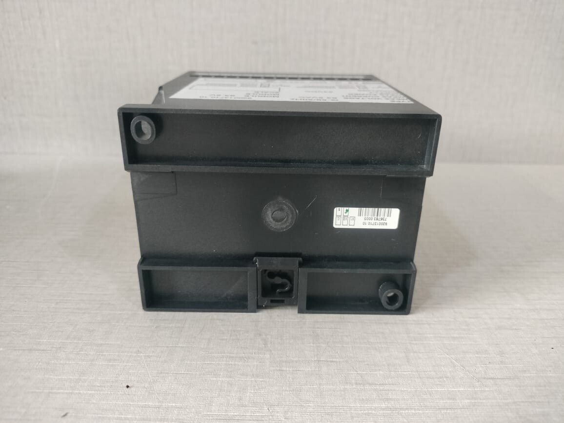 DEIF RELAY-63 DEIF G59 Box Interface Relay 63.5 VAC 24VDC WITH OLD STOCK BOX 8
