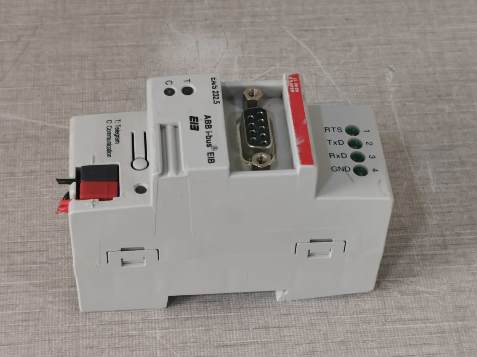 ABB GHQ 631 0043 R0111 GHQ 631 0043 R0111 ABB i-bus EA/S 232.5 PC Connector 5
