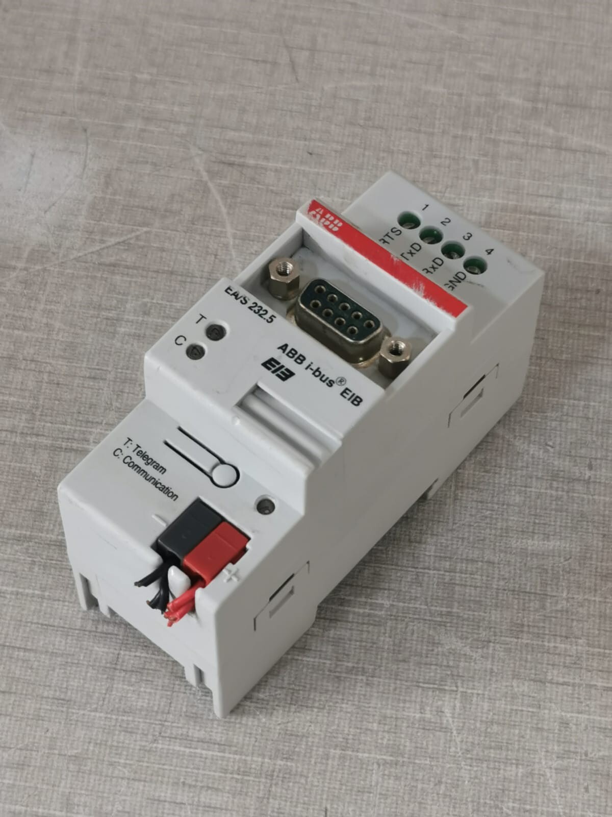 ABB GHQ 631 0043 R0111 GHQ 631 0043 R0111 ABB i-bus EA/S 232.5 PC Connector 8