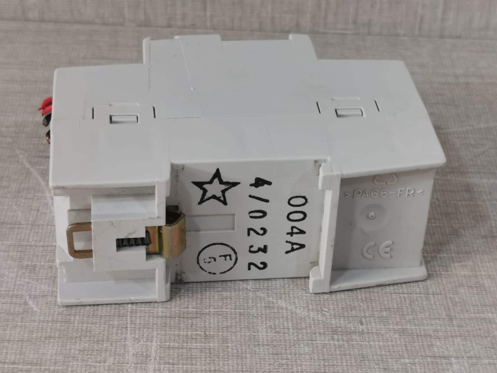 ABB GHQ 631 0043 R0111 GHQ 631 0043 R0111 ABB i-bus EA/S 232.5 PC Connector 9