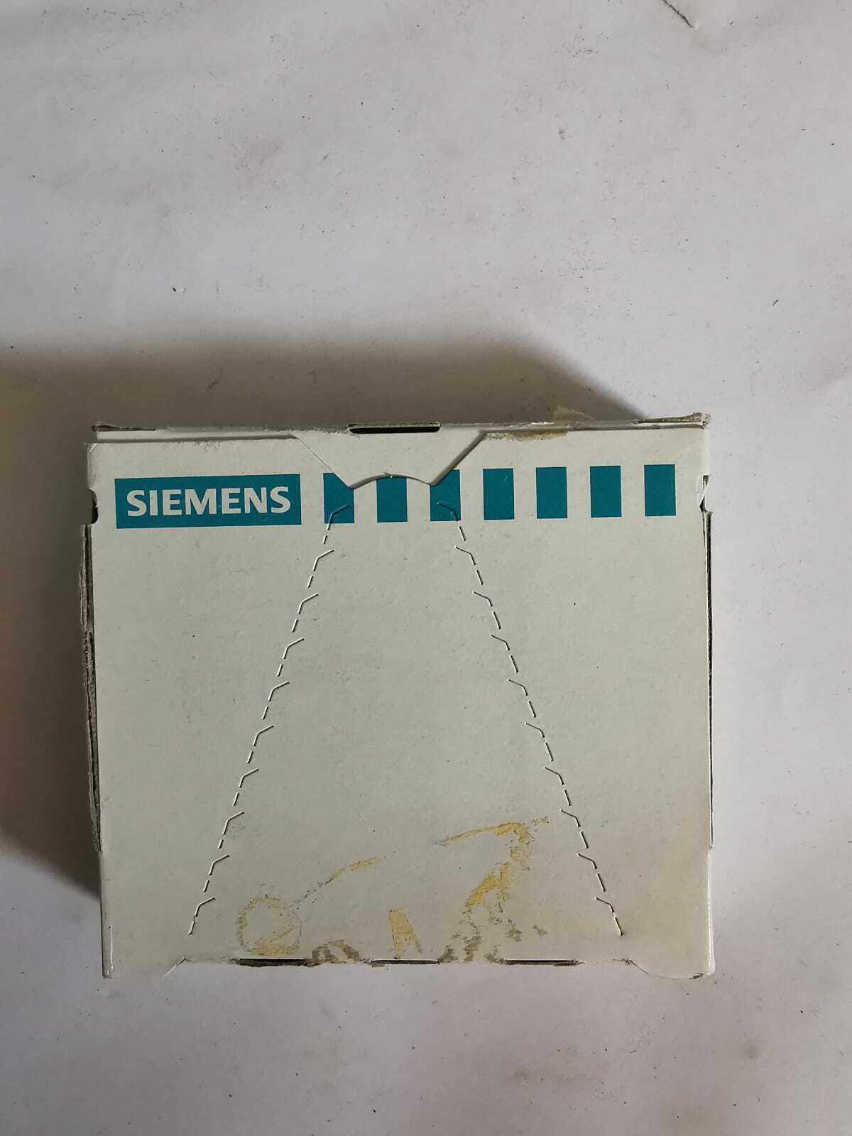 Siemens 5SX2 106-7 SIEMENS 5SX2 106-7 CIRCUIT BREAKER 2