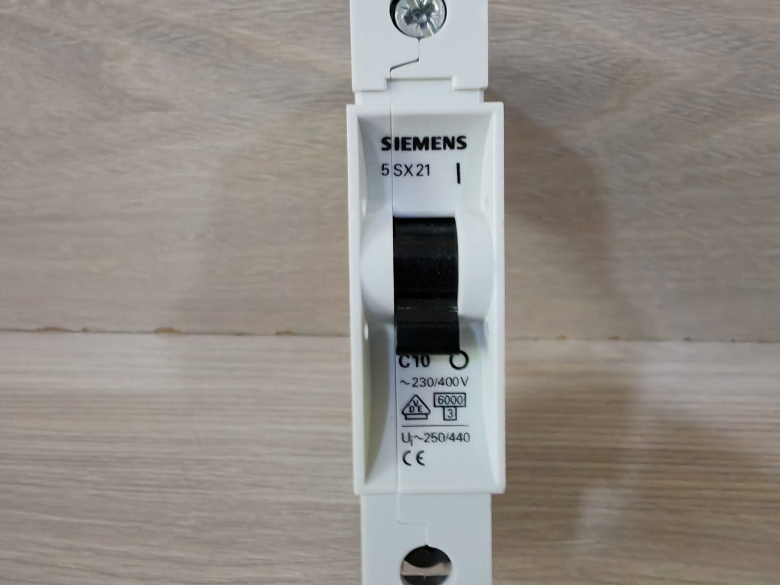 Siemens 5SX2-110-7 SIEMENS 5SX2 110-7 CIRCUIT BREAKER 4
