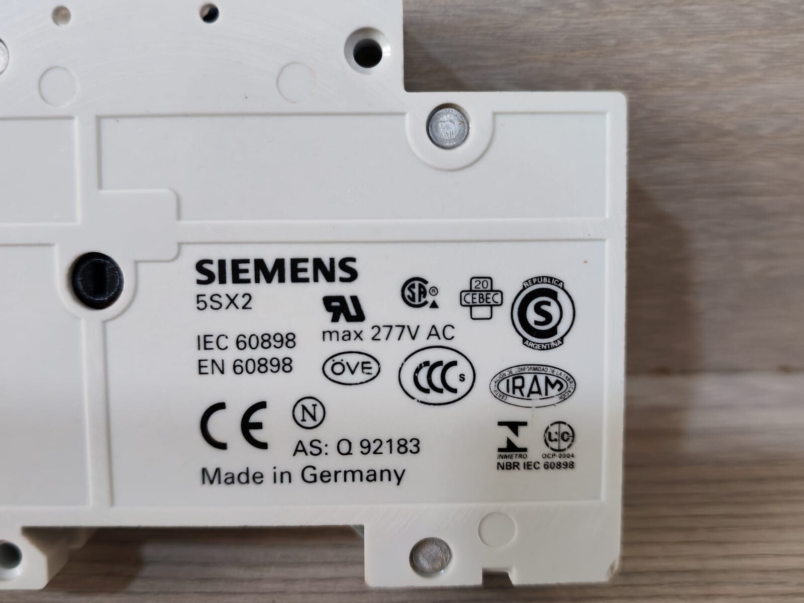 Siemens 5SX2-110-7 SIEMENS 5SX2 110-7 CIRCUIT BREAKER 5