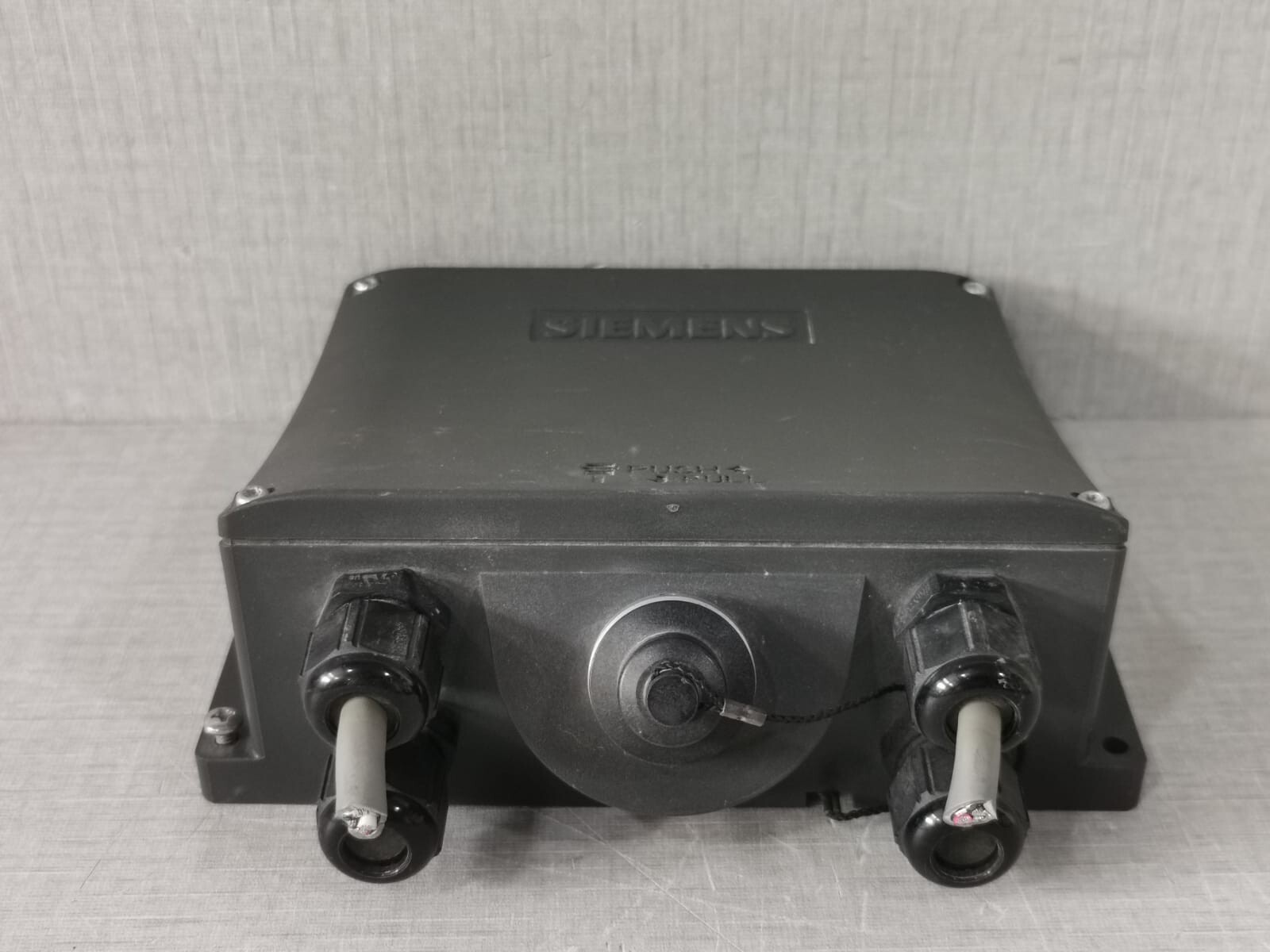 Siemens 6AV6 671-5AE10-0AX0 SIEMENS 6AV6 671-5AE10-0AX0 CONNECTIVITY BOX DP PLUS 5