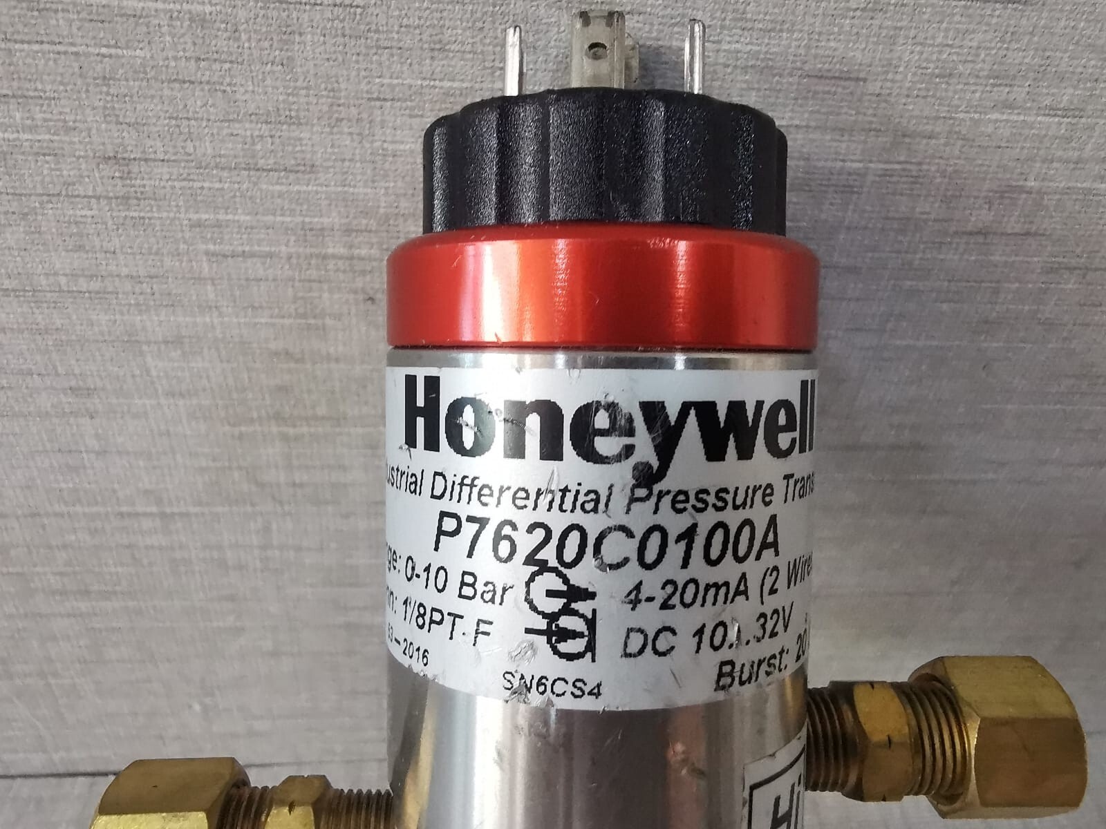 Honeywell P7620C0100A HONEYWELL P7620C0100A INDUSTRIAL DIFFERENTIAL PRESSURE TRANSMITTER 2