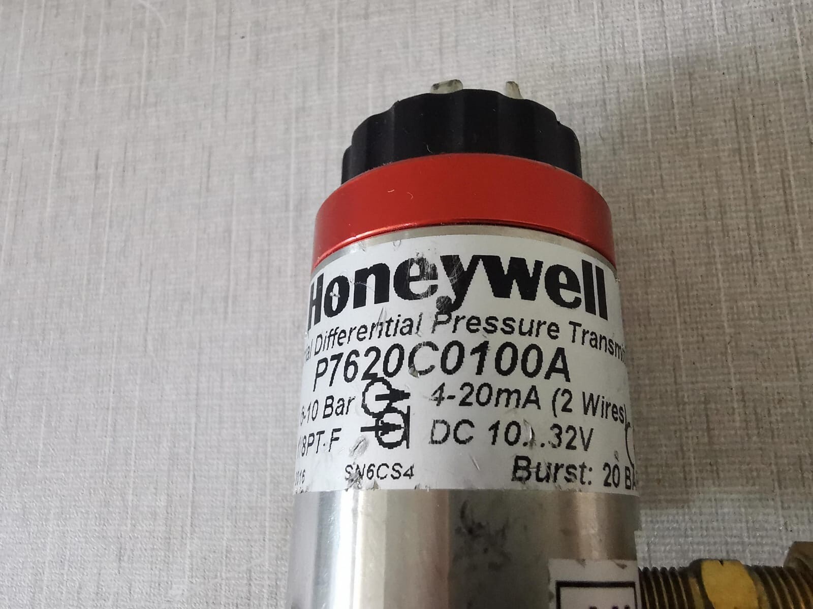 Honeywell P7620C0100A HONEYWELL P7620C0100A INDUSTRIAL DIFFERENTIAL PRESSURE TRANSMITTER 4