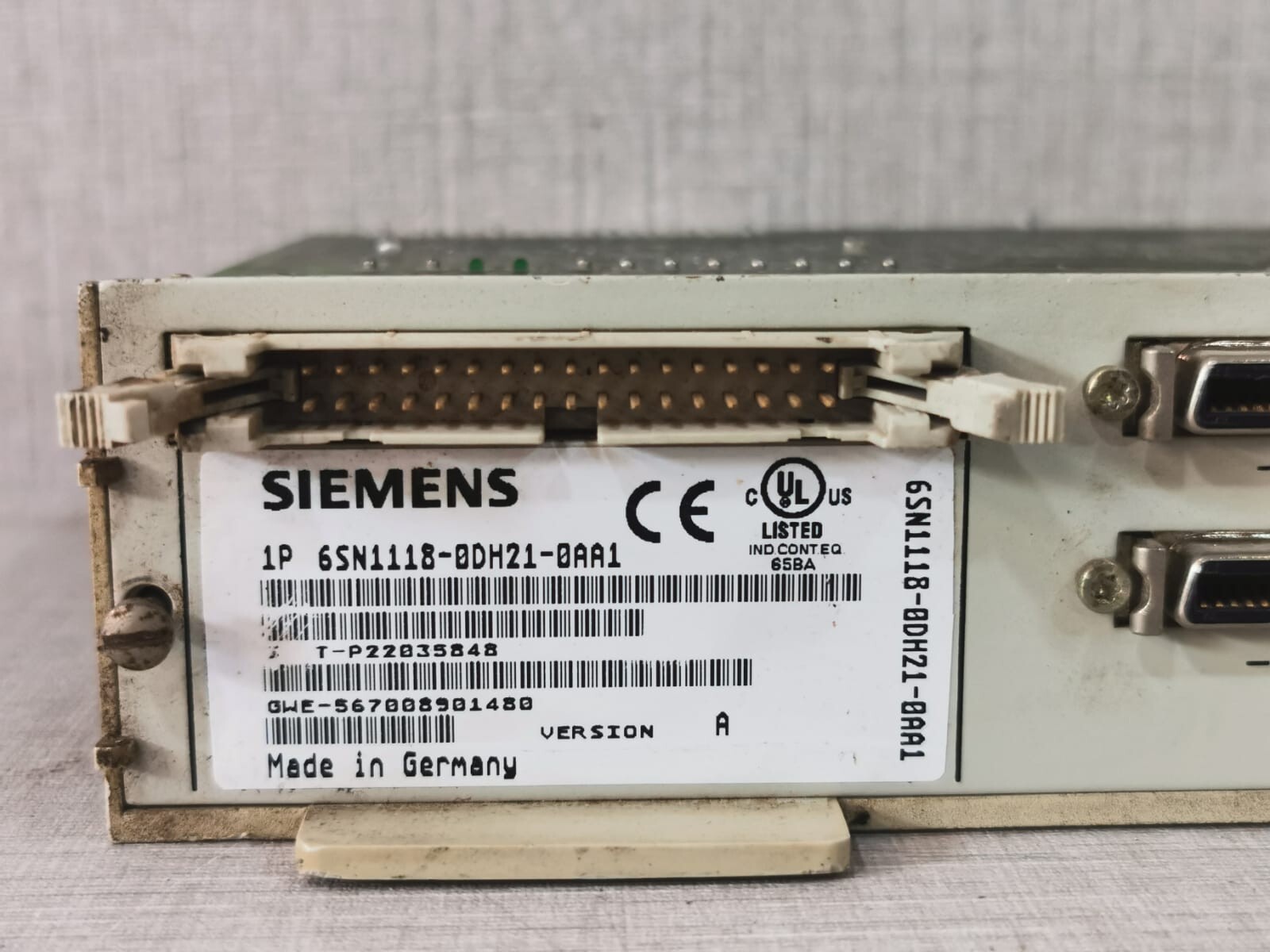 Siemens 6SN1118-0DH210AA1 SIEMENS 6SN1118-0DH210AA1 Control Unit 2