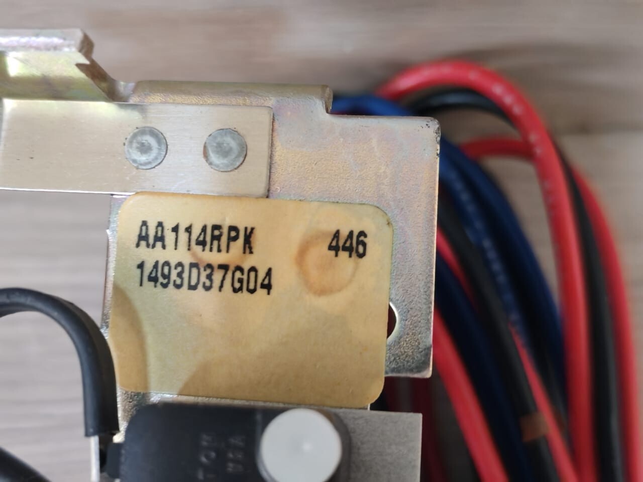 Eaton 1493D37G04 EATON LAUAL1 / AA114RPK 1493D37G04 AL/LO AUXILIARY SWITCH 4