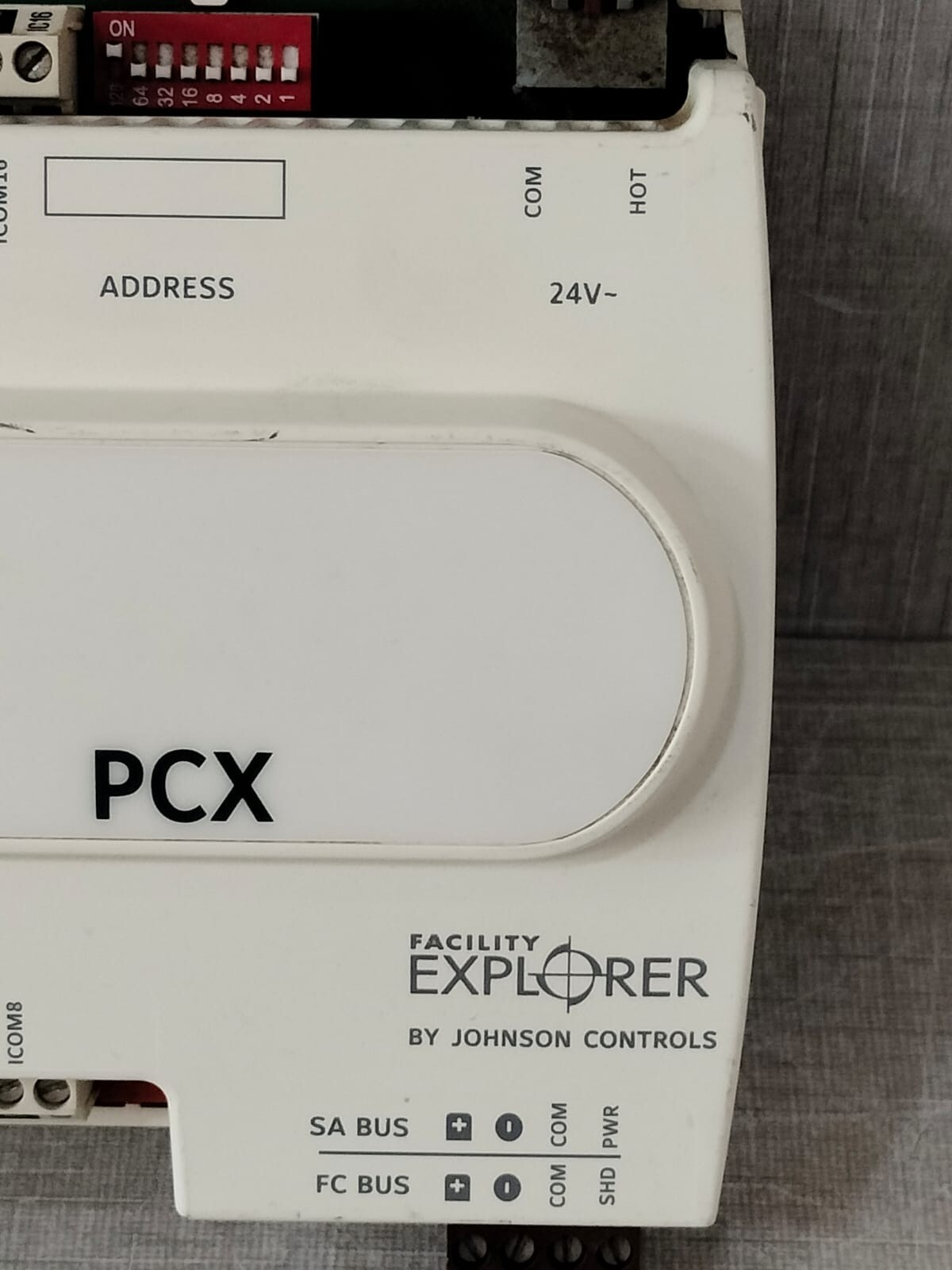 JOHNSON CONTROLS PCX3721 REV L S/W VER 6.2 JOHNSON CONTROLS PCX3721 REV L S/W VER 6.2 Facility Explorer Controller 3