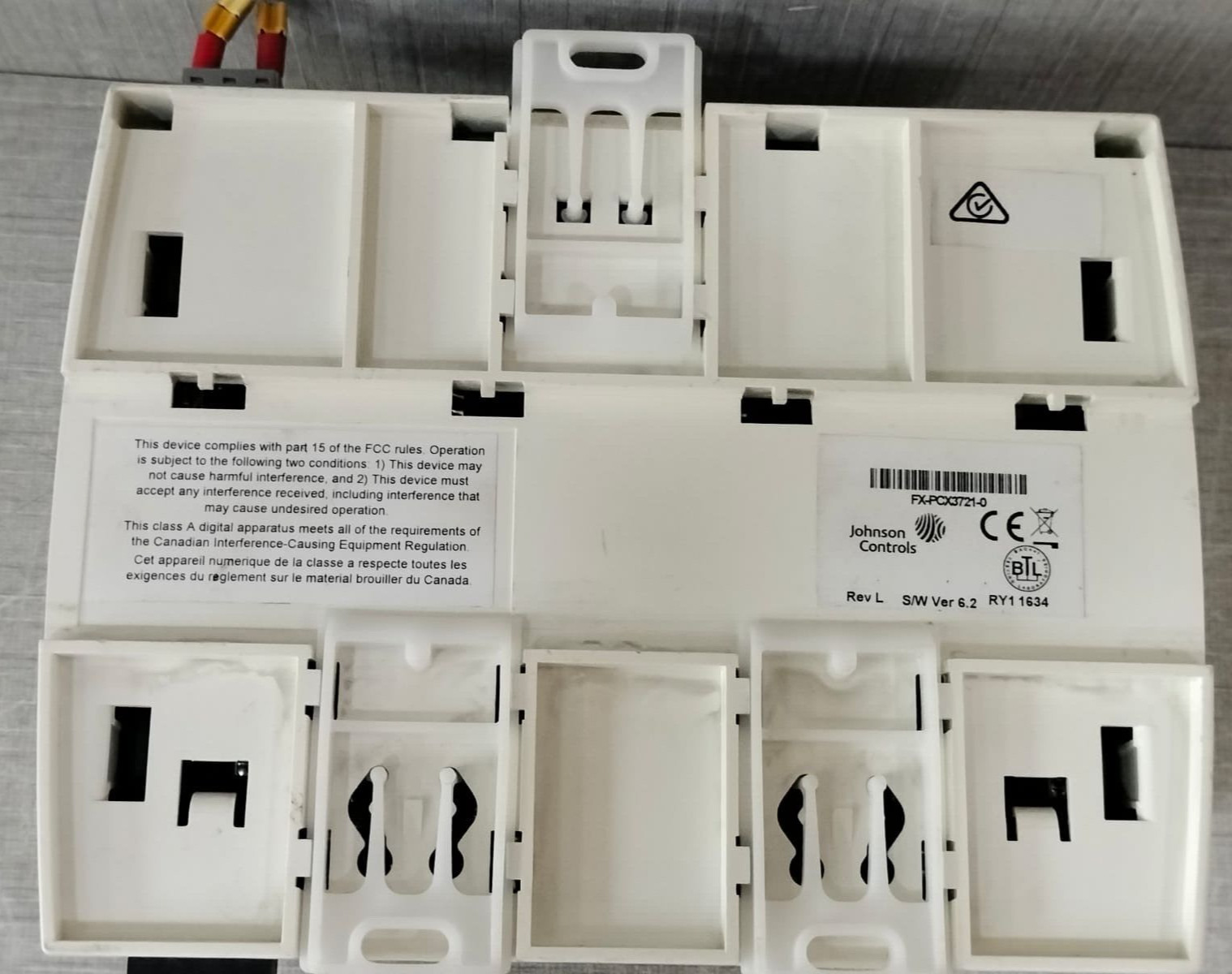 JOHNSON CONTROLS PCX3721 REV L S/W VER 6.2 JOHNSON CONTROLS PCX3721 REV L S/W VER 6.2 Facility Explorer Controller 8