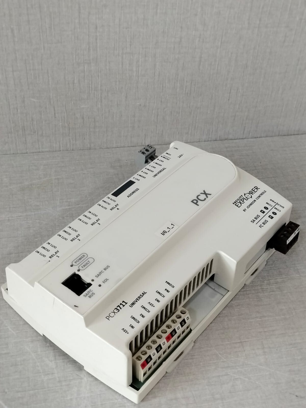 JOHNSON CONTROLS FX-PCX3711-0 REV U S/W VER 6.2 JOHNSON CONTROLS PCX3711 / FX-PCX3711-0 REV U S/W VER 6.2 Expansion Module 5