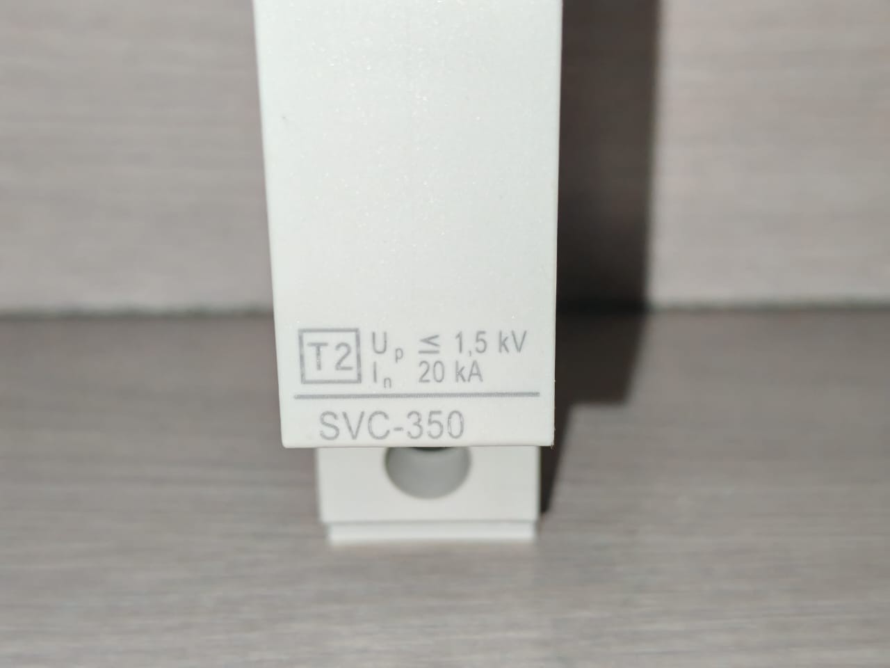 OEZ MINIA SVC-350-1-MZS OEZ MD-62DC Surge voltage arrester 4