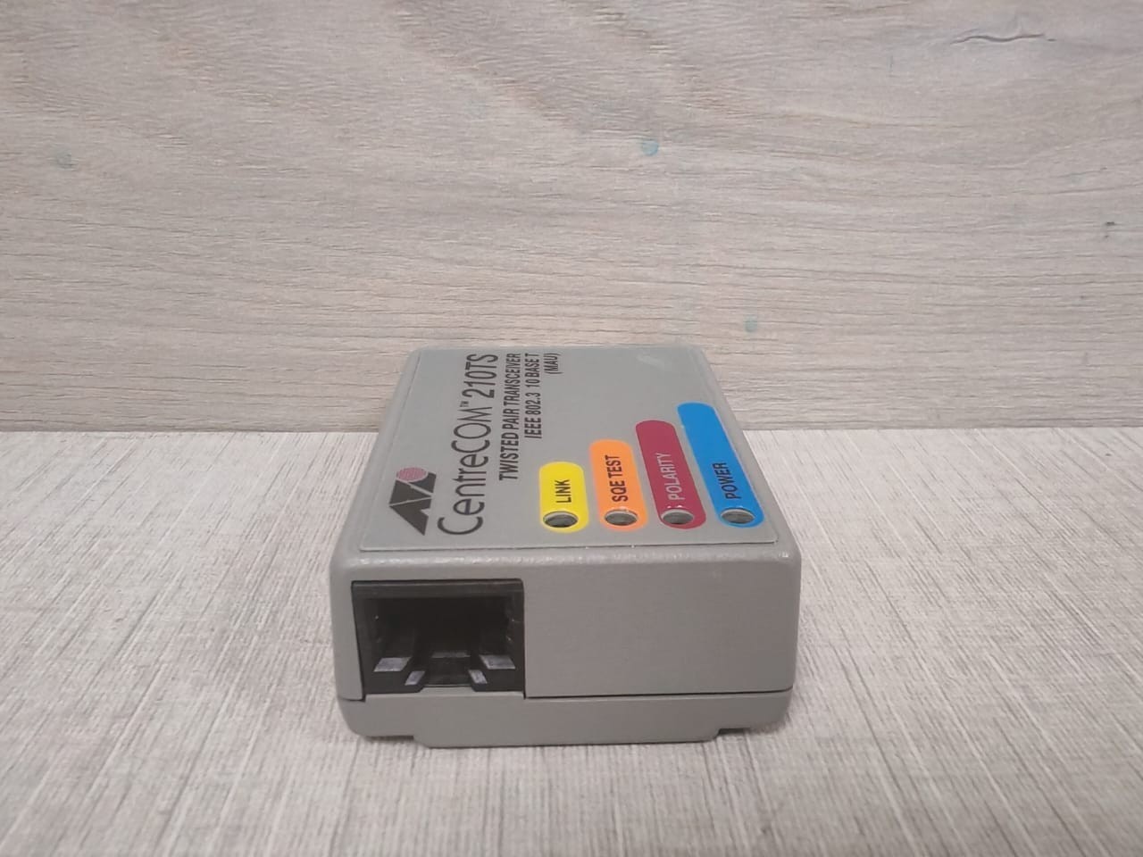 ALLIED TELESYN AT-210TS Allied Telesyn AT-210TS CentreCOM Twisted Pair Transceiver 5