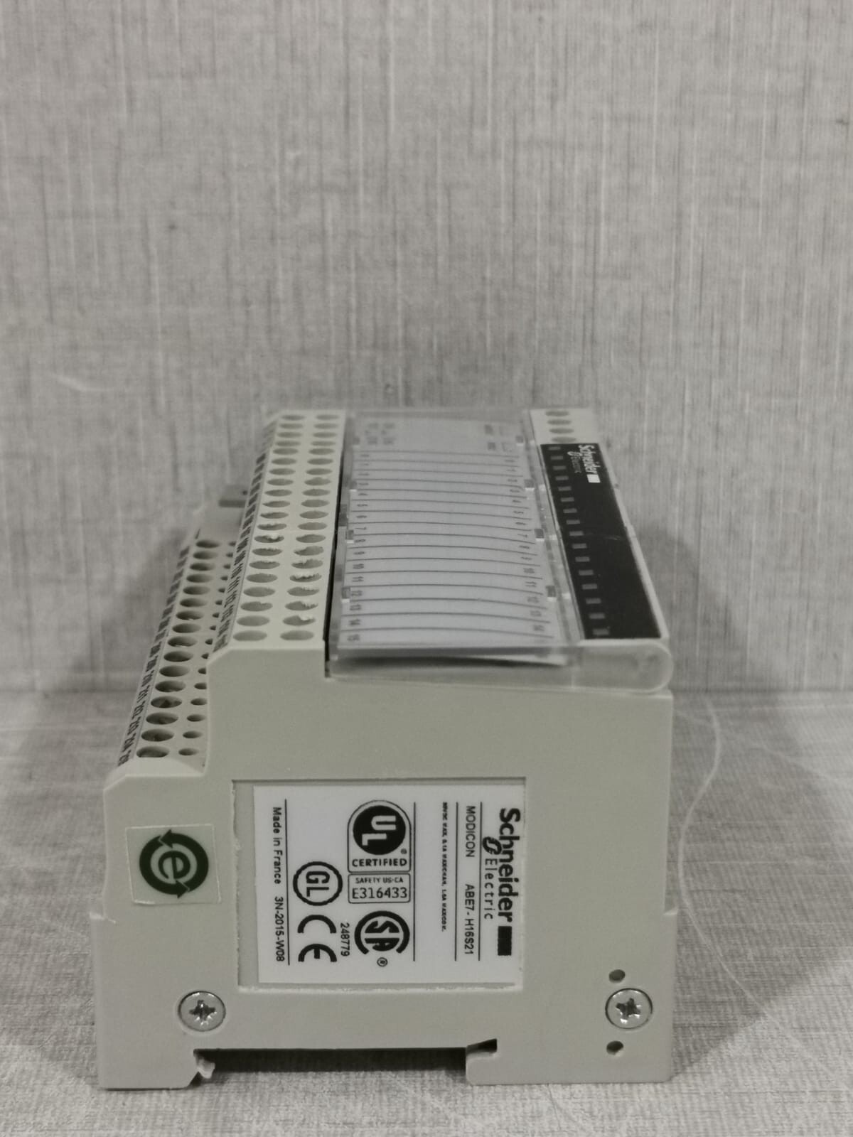 Schneider Electric H16S21 Schneider Electric ABE7- H16S21 Modicon 3