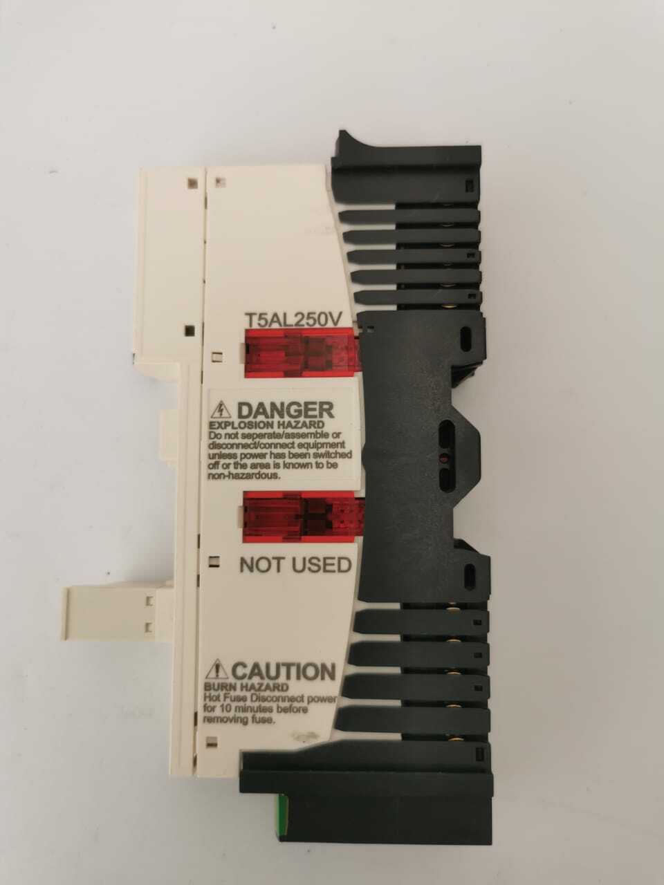 Schneider Electric STB PDT 3105 Schneider Electric STB PDT 3105 3