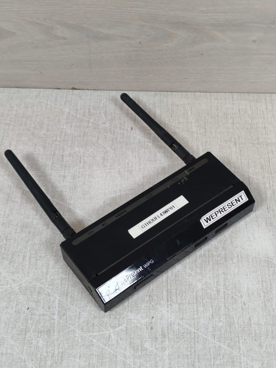 WEPRESENT WIPG-1000 WEPRESENT WIPG-1000 Wireless Interactive Presentation 2