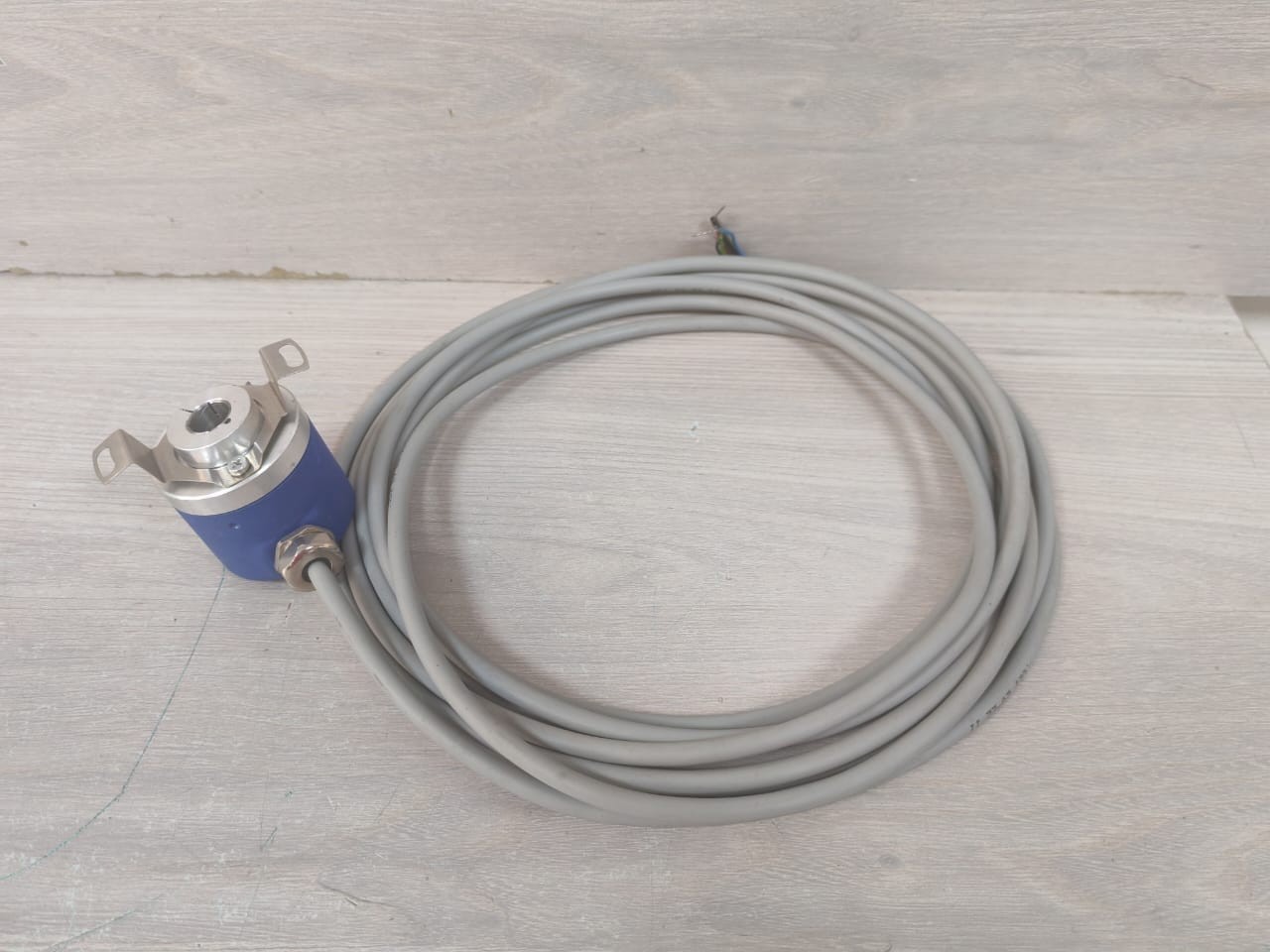 DESC 93740009 DESC EML38F270X12/28V010I10X6PR4 P/N 93740009 ENCODER 2