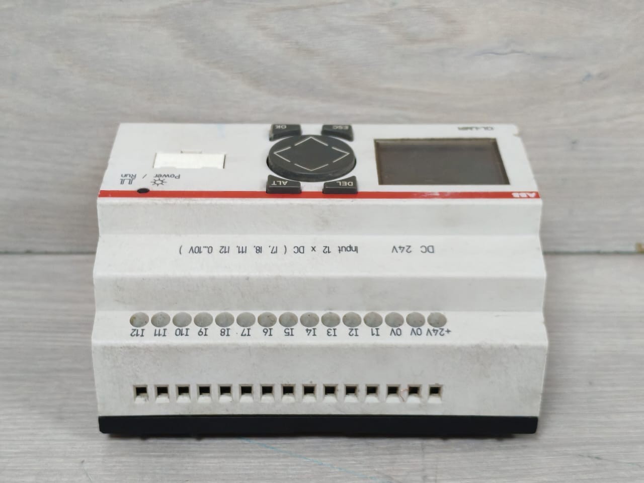 ABB 1SVR440721R0300 ABB CL-LMR Expandable Logic Relay 1SVR440721R0300 CL-LMR.C18DC2 8
