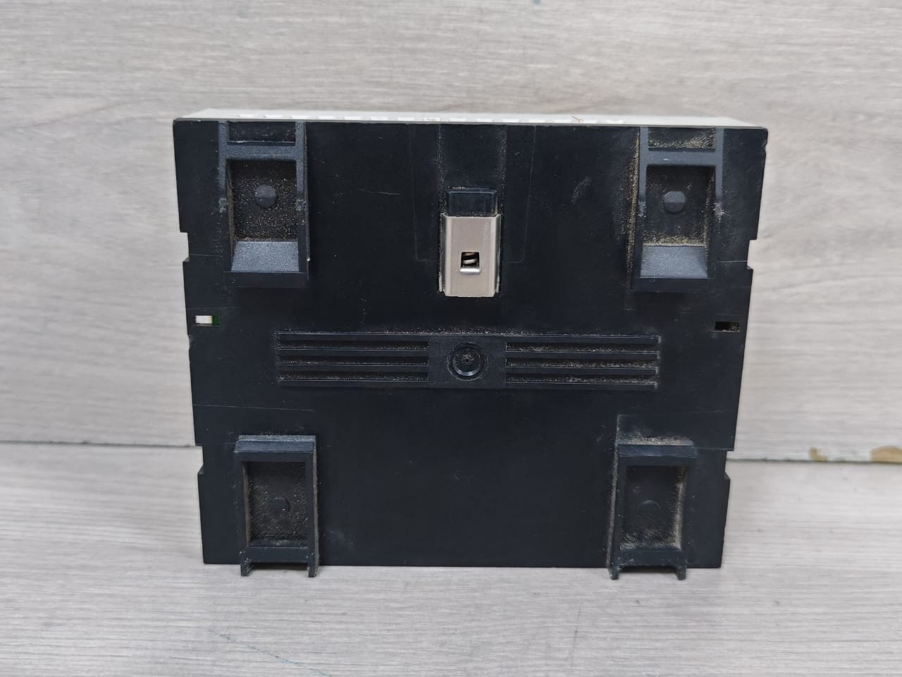 ABB 1SVR440721R0300 ABB CL-LMR Expandable Logic Relay 1SVR440721R0300 CL-LMR.C18DC2 10