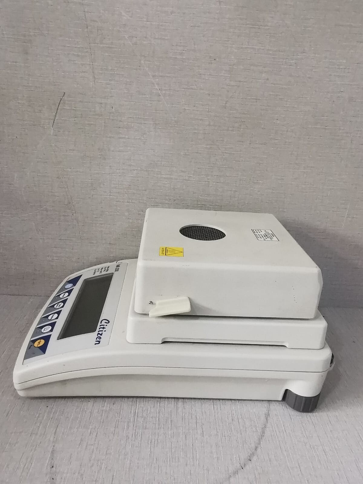Citizen MB-200 CITIZEN MB 200 MOISTURE ANALYZER BALANCE 7