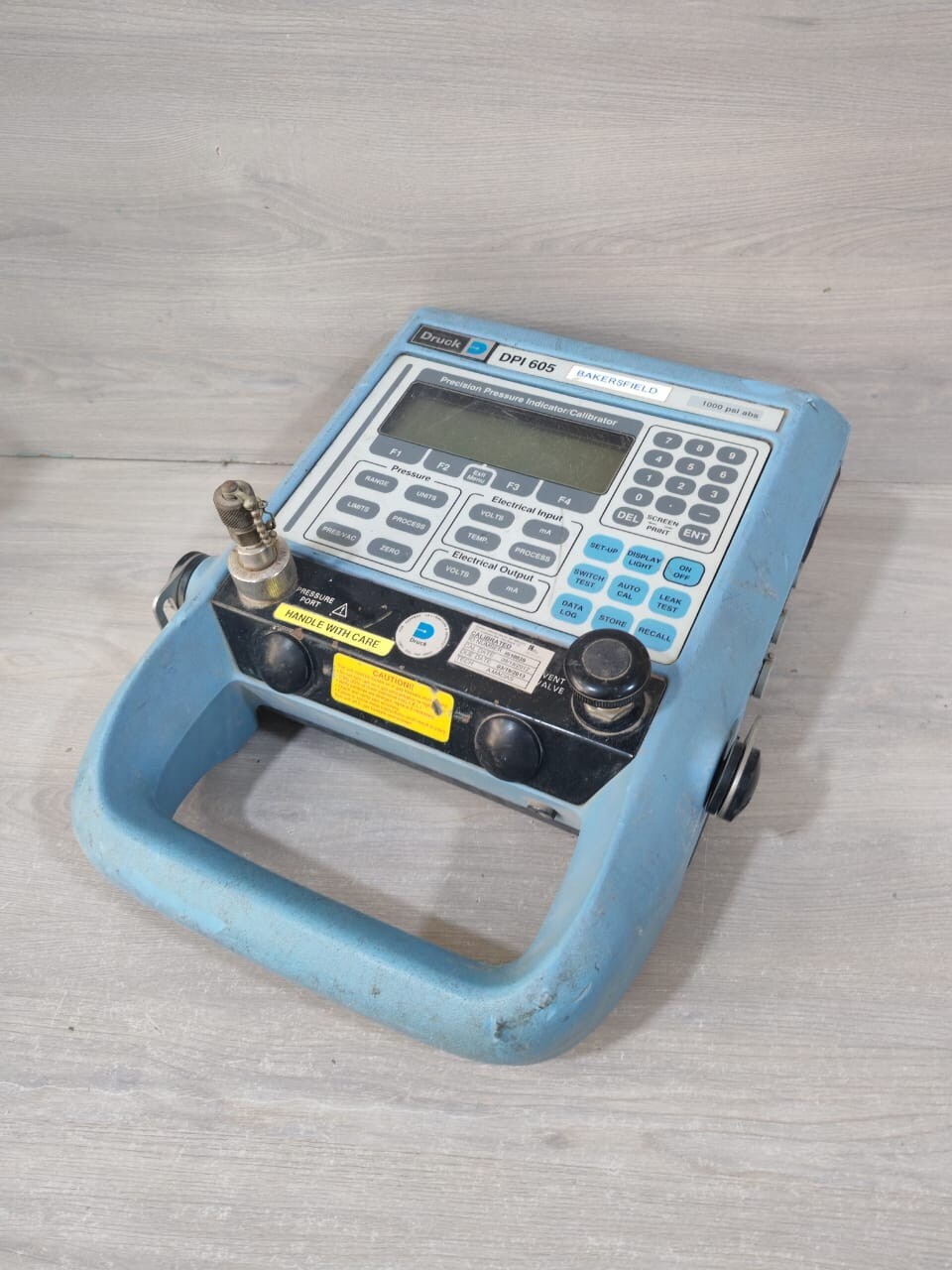 Druck DPI 605 DRUCK DPI 605 PRECISION PRESSURE INDICATOR/CALIBRATOR 5