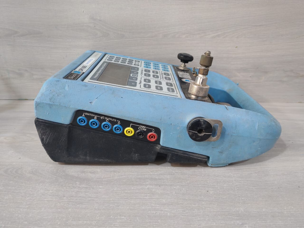 Druck DPI 605 DRUCK DPI 605 PRECISION PRESSURE INDICATOR/CALIBRATOR 6