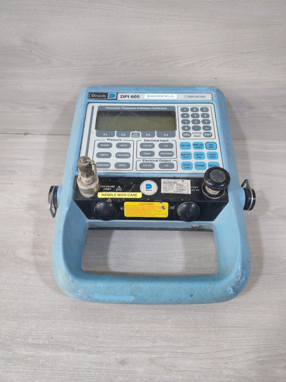 DRUCK DPI 605 PRECISION PRESSURE INDICATOR/CALIBRATOR