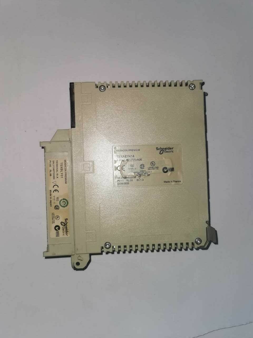 Schneider Electric TSXDSY16R5 Schneider Electric TSXDSY16R5 Modicon Premium 4