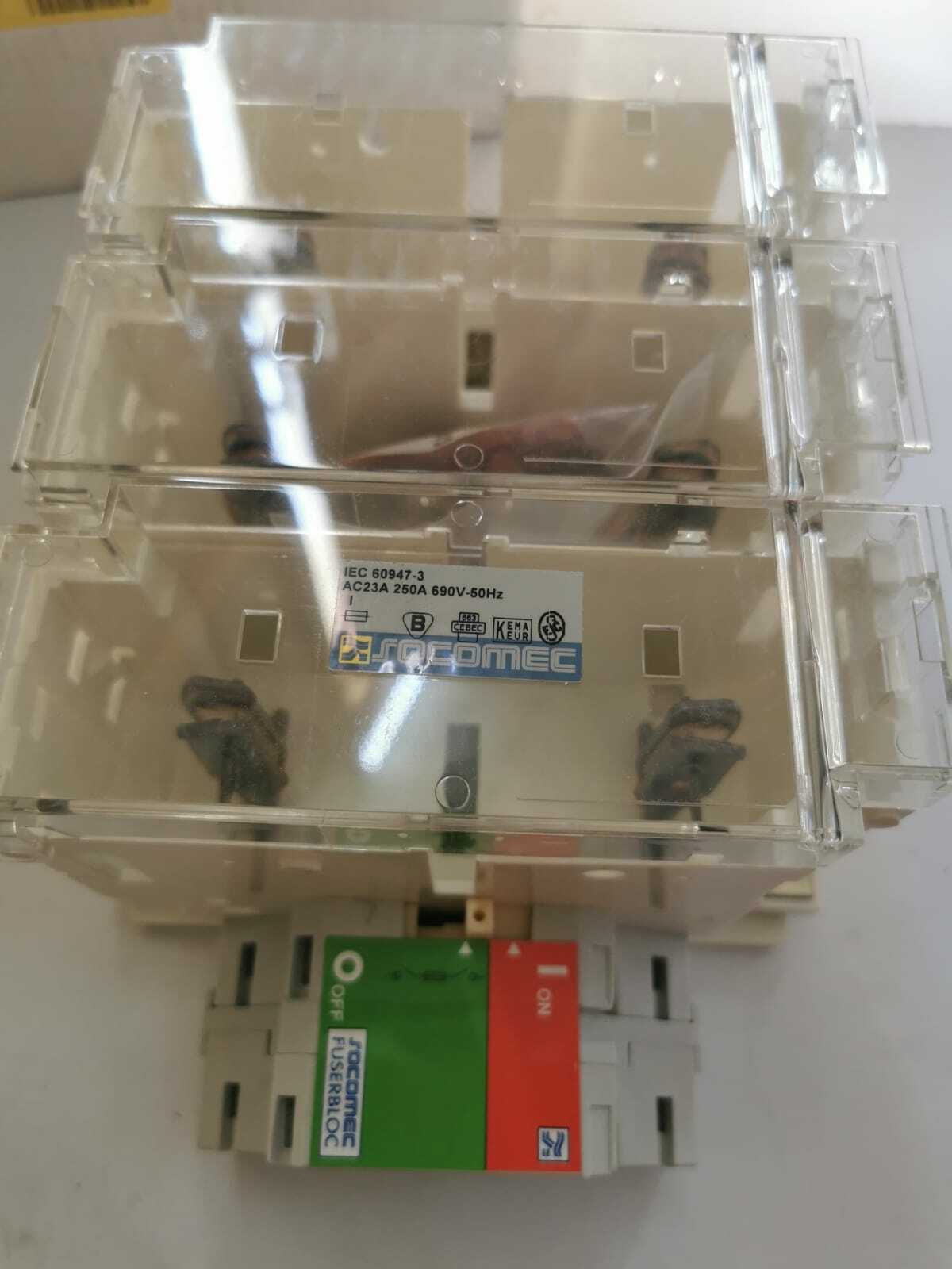 SOCOMEC FHP2B04 / FHP2 / F2H** SOCOMEC IEC 60947-3 / 36297901 AC23A 690V-50HZ Fuse Isolater Switch 5
