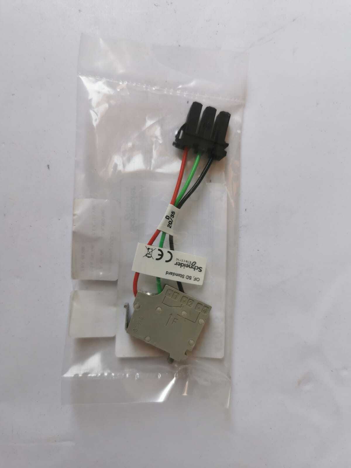 Schneider Electric ENERLIN-X Schneider Electric 47076 Auxiliary Contact 4