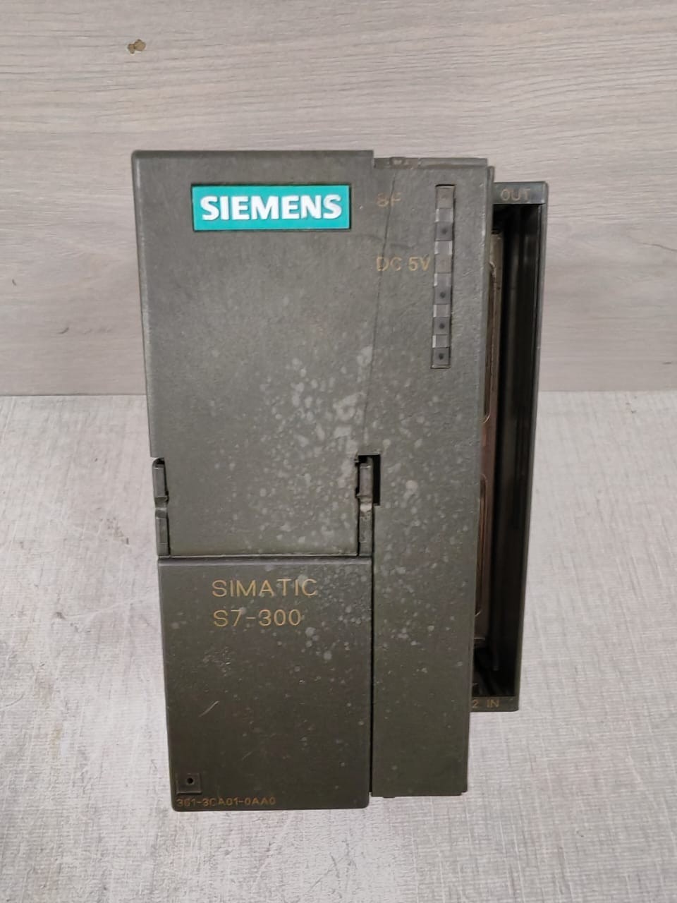 SIEMENS 6ES7 361-3CA01-0AA0 SIEMENS SIMATIC S7-300 6ES7 361-3CA01-0AA0 E-Stand 05 2