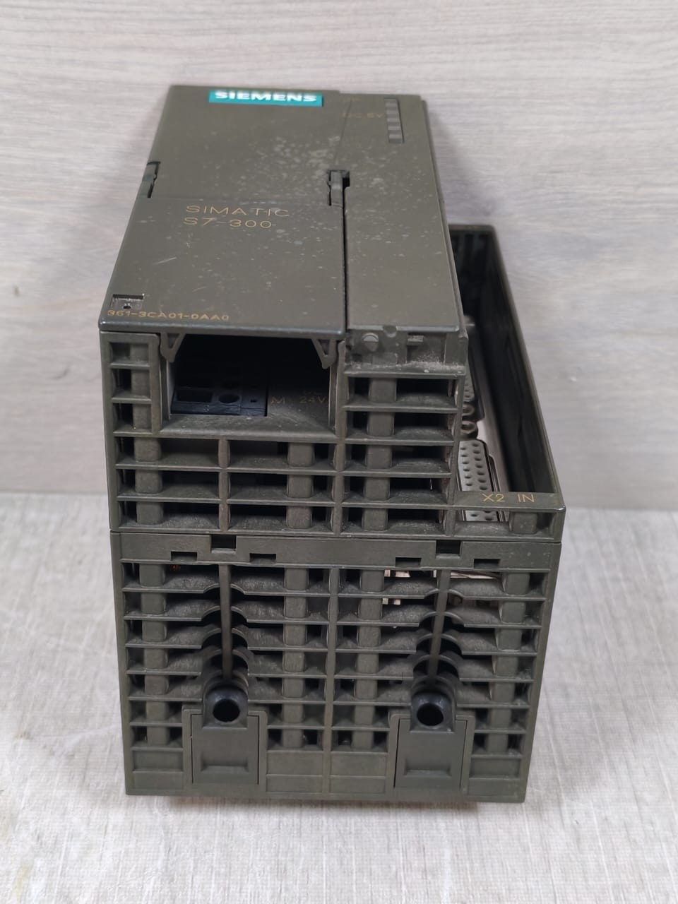 SIEMENS 6ES7 361-3CA01-0AA0 SIEMENS SIMATIC S7-300 6ES7 361-3CA01-0AA0 E-Stand 05 10