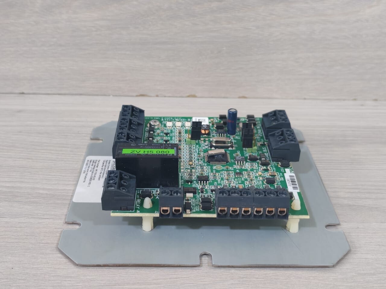 VANDERBILT V6FL 7820-8CA20 VANDERBILT ADS5200 Single reader interface V6FL 7820-8CA20 4