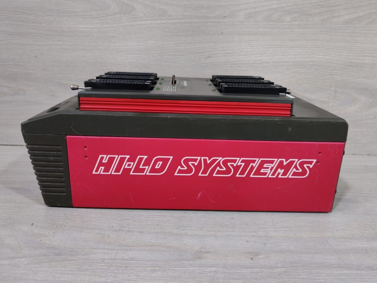 Hi-LO SYSTEM ALL-100 Hi-LO SYSTEM ALL-100 /04-2165 UNIVERSAL & GANG PROGRAMMER 100-240VAC 7