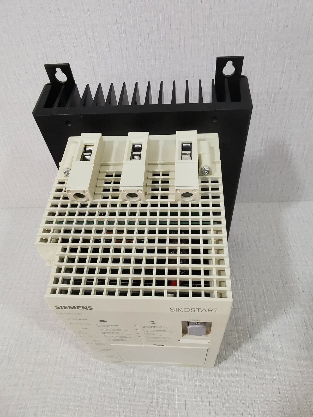 Siemens 3RW22-SIKOSTART SIEMENS 3RW22 SIKOSTART 3RW2226-1AB15 - WITHOUT ORIGINAL BOX 3