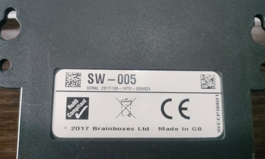 Brain Boxes PORT-10 Brain Boxes SW-005 5 PORT 10-100 ETHERNET SWITCH 8