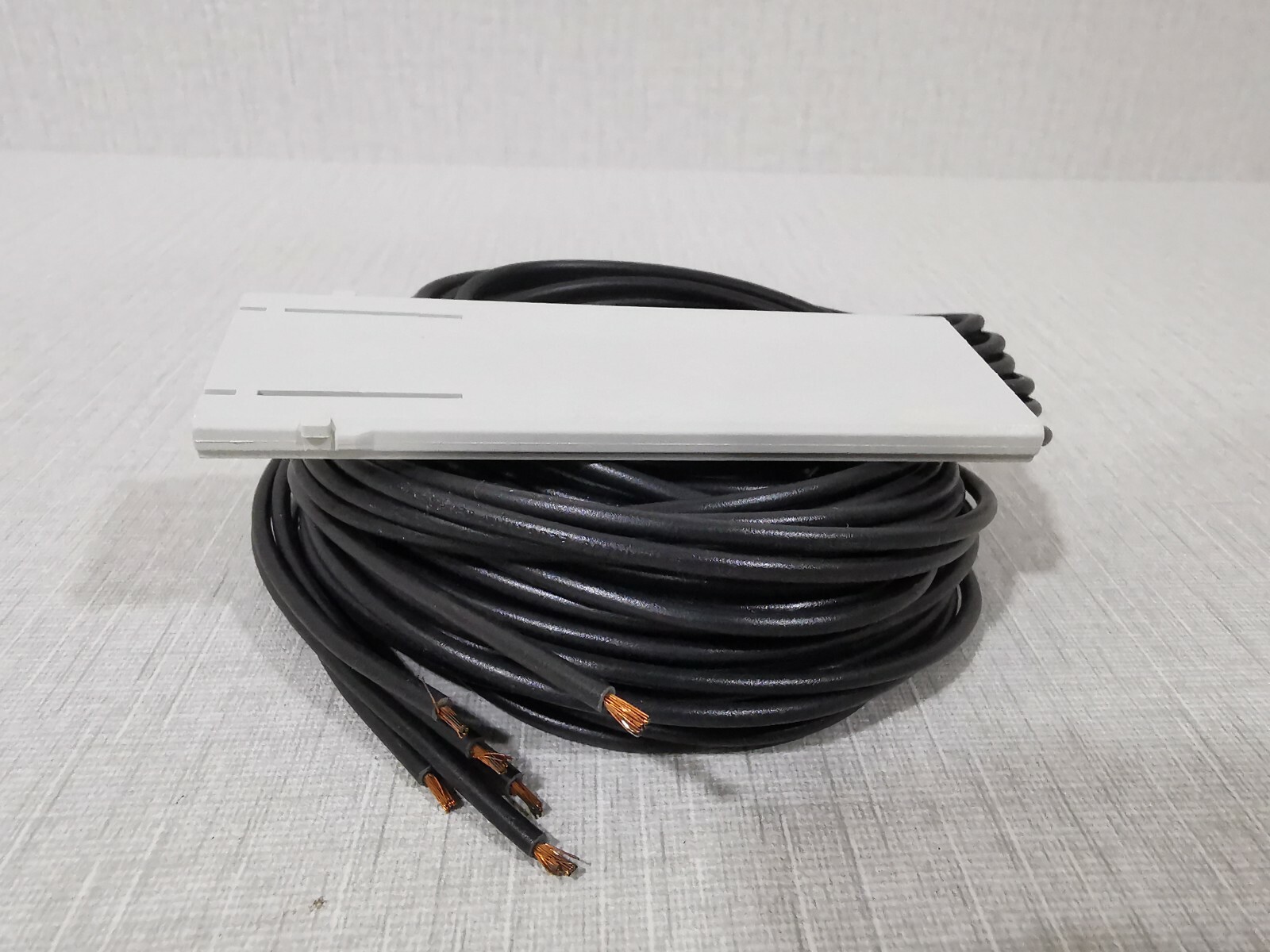ABB 1SDA044751R1 ABB 1SDA044751R1 AUXILLIARY CONNECTOR 5