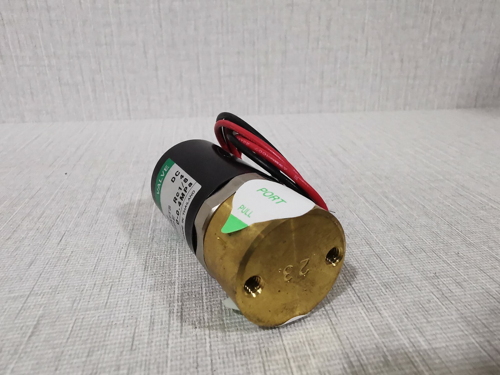CKD DC24V CKD USB3-6-2-DC24V SOLENOID VALVE 3