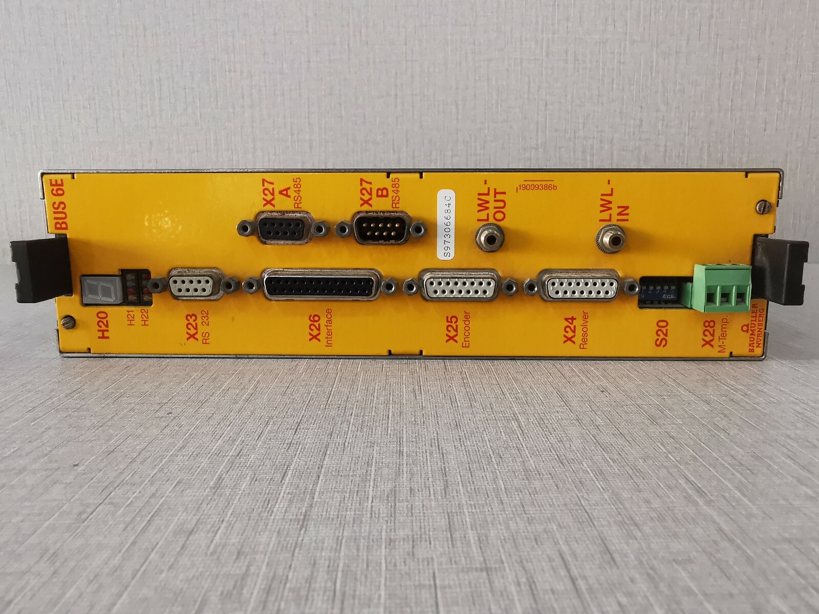 BAUMULLER LW-0039-X001-0000 BAUMULLER BUS 6E BUS6-E-LW-0039-X001-0000 SERVO DRIVE CONTROLLER 5