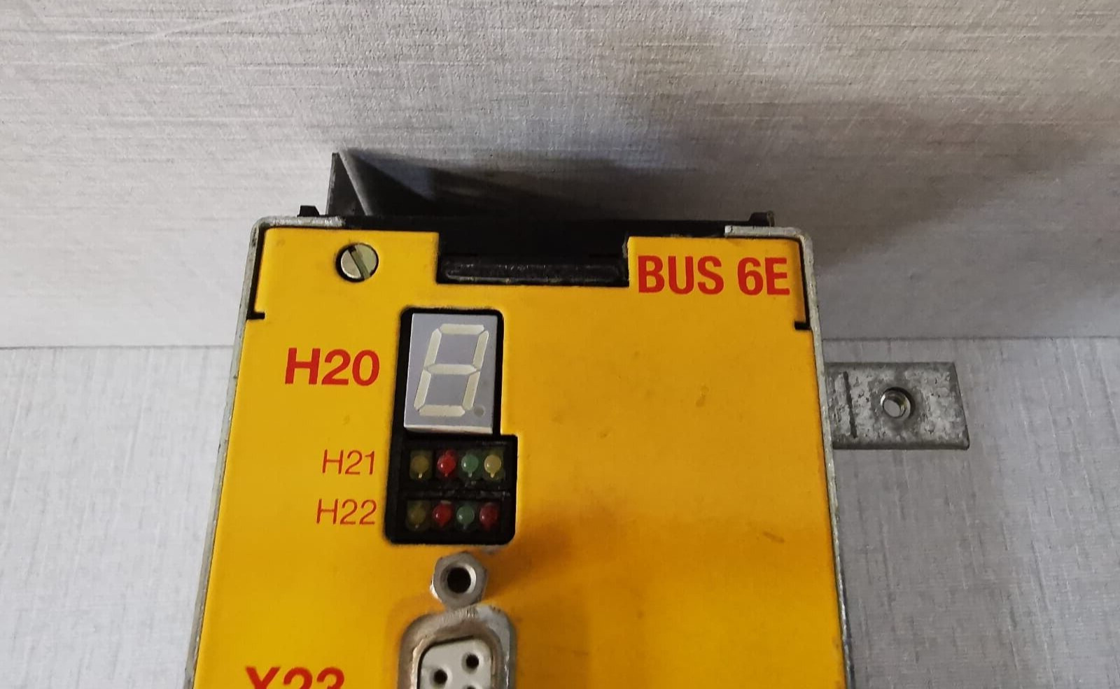 BAUMULLER LW-0039-X001-0000 BAUMULLER BUS 6E BUS6-E-LW-0039-X001-0000 SERVO DRIVE CONTROLLER W/O RS485 3