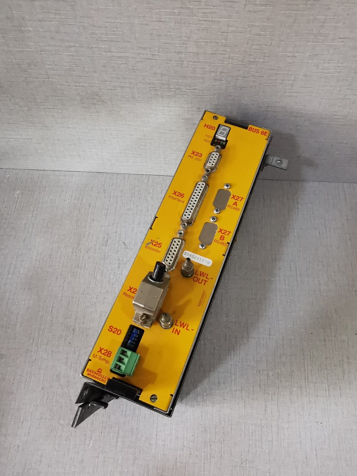BAUMULLER LW-0039-X001-0000 BAUMULLER BUS 6E BUS6-E-LW-0039-X001-0000 SERVO DRIVE CONTROLLER W/O RS485 5