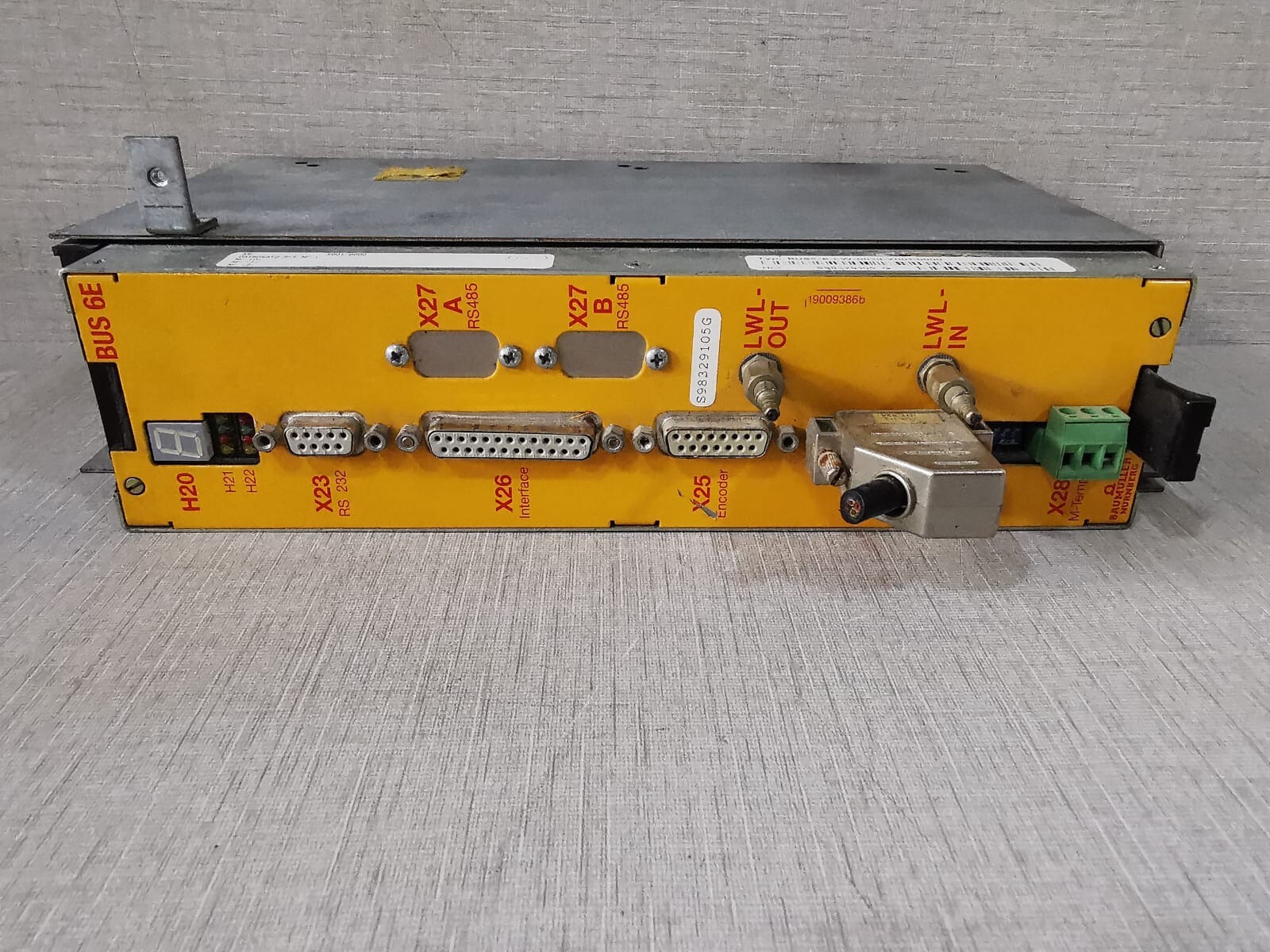 BAUMULLER LW-0039-X001-0000 BAUMULLER BUS 6E BUS6-E-LW-0039-X001-0000 SERVO DRIVE CONTROLLER W/O RS485 7
