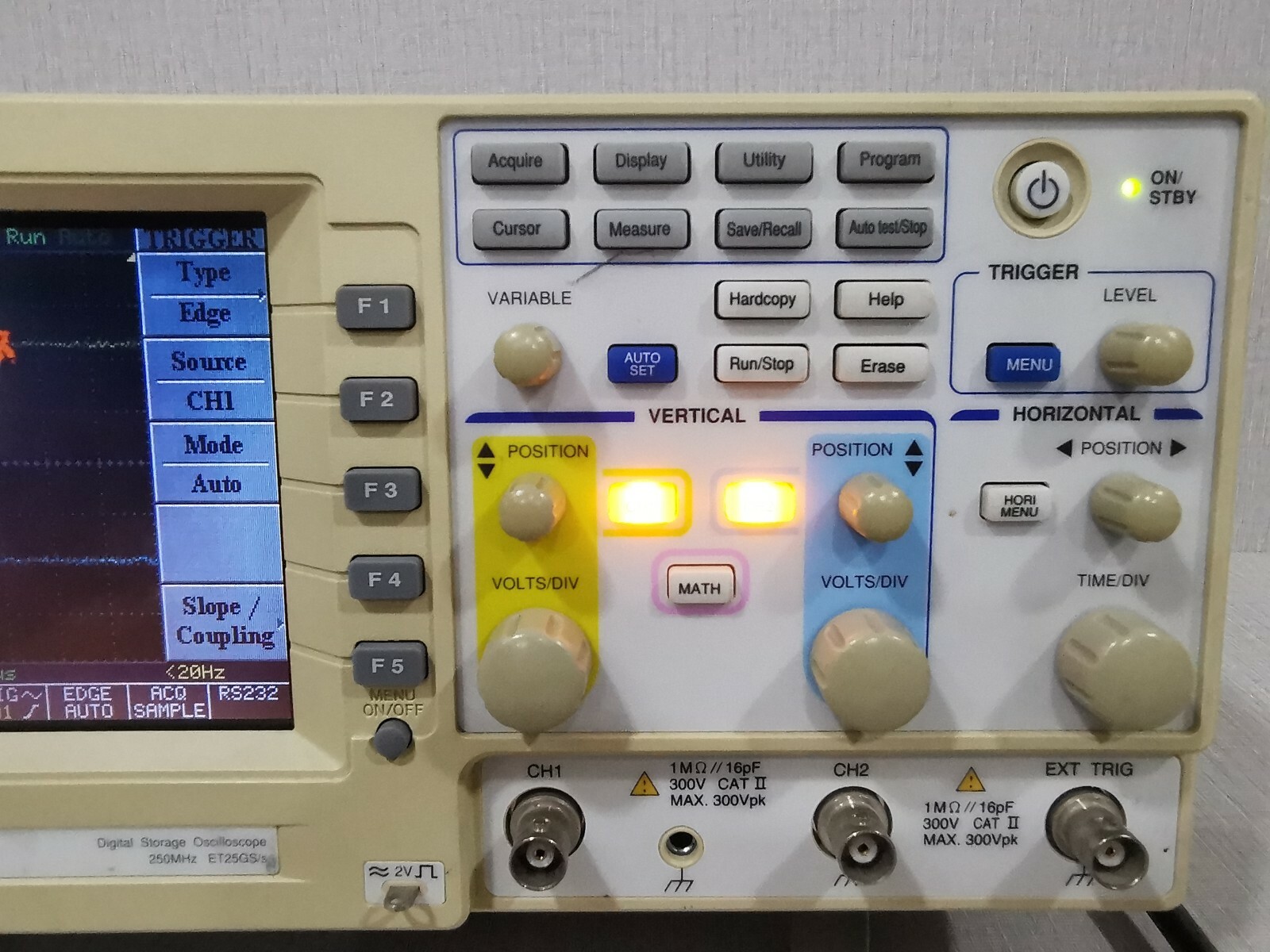 GWINSTEK GDS-84OC GWINSTEK GDS-84OC DIGITAL STORAGE OSCILLOSCOPE 5